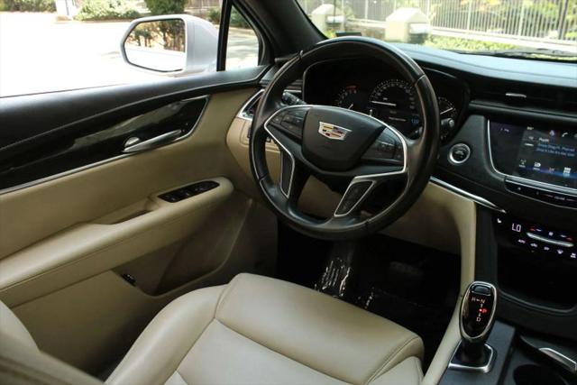 2018 Cadillac XT5 Standard