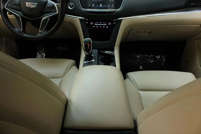 2018 Cadillac XT5 Standard