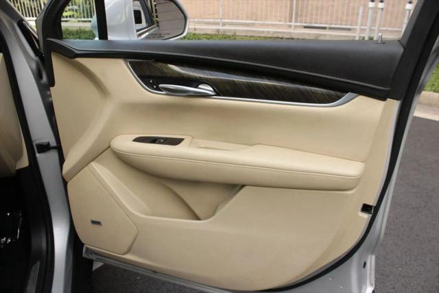 2018 Cadillac XT5 Standard