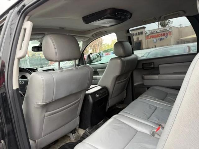 2011 Toyota Sequoia SR5 5.7L V8