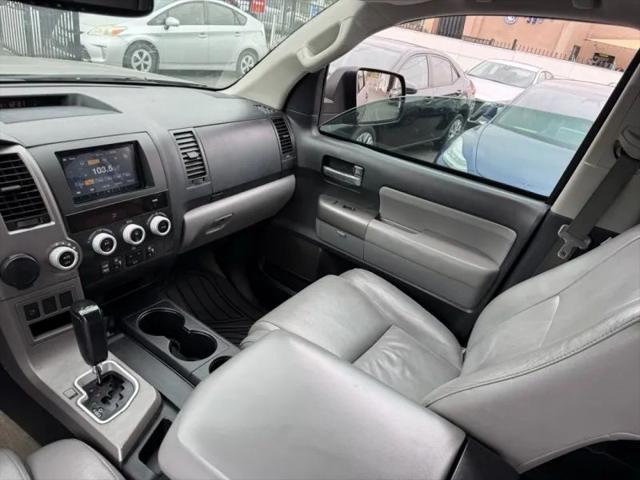 2011 Toyota Sequoia SR5 5.7L V8