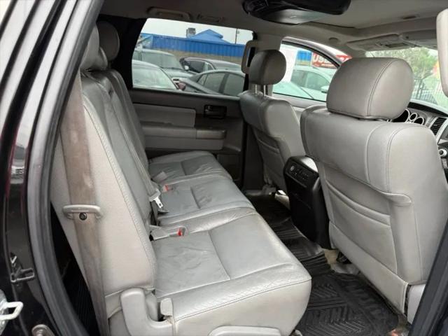 2011 Toyota Sequoia SR5 5.7L V8