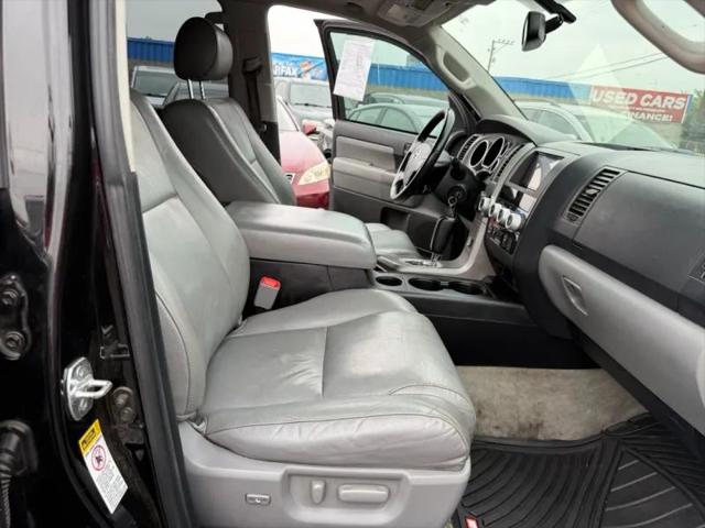 2011 Toyota Sequoia SR5 5.7L V8
