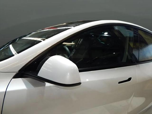 2023 Tesla Model Y Performance Dual Motor All-Wheel Drive