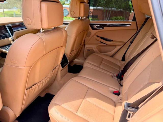2015 Porsche Macan S