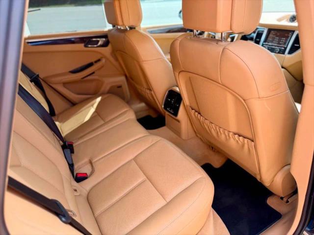 2015 Porsche Macan S