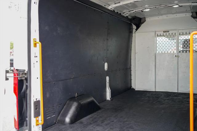 2019 Ford Transit Medium Roof w/Sliding Side Door w/LWB