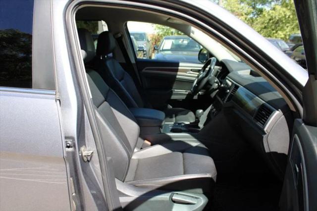 2019 Volkswagen Atlas 2.0T SE w/Technology