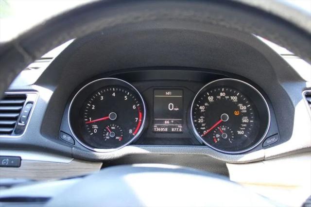 2016 Volkswagen Passat 1.8T SE