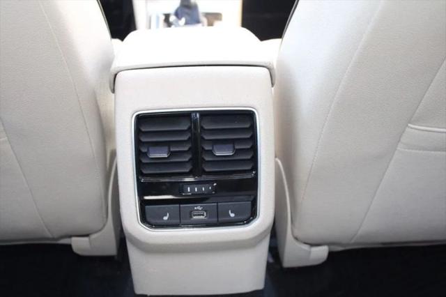 2016 Volkswagen Passat 1.8T SE