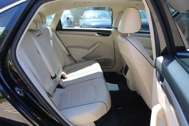 2016 Volkswagen Passat 1.8T SE