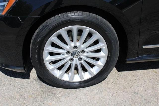 2016 Volkswagen Passat 1.8T SE