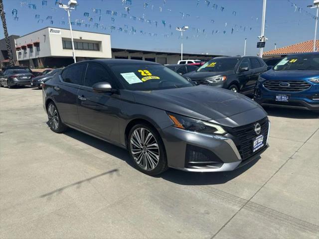 2023 Nissan Altima SL FWD