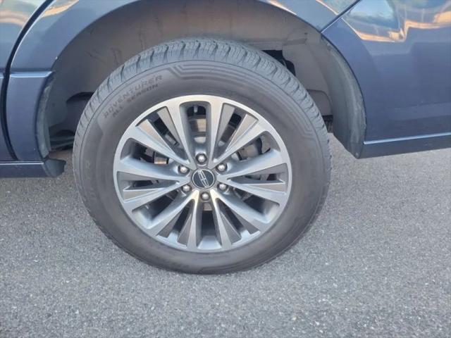 2016 Lincoln Navigator Select