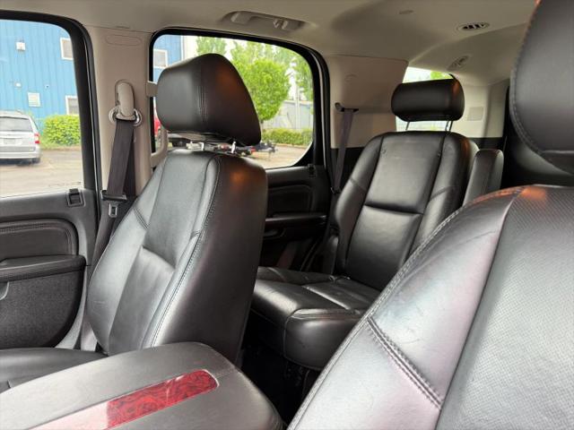 2010 Cadillac Escalade Luxury