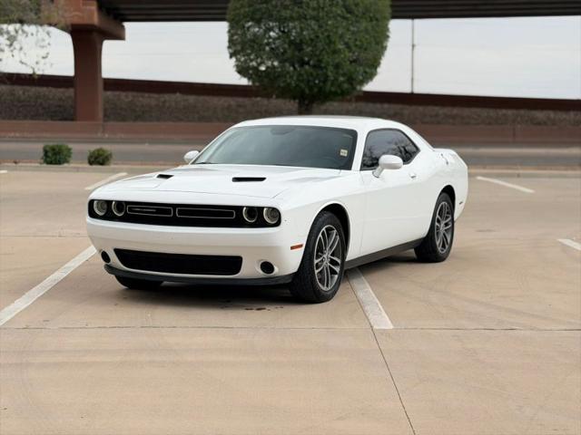 2019 Dodge Challenger SXT AWD