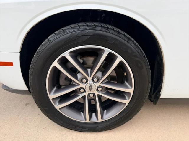 2019 Dodge Challenger SXT AWD