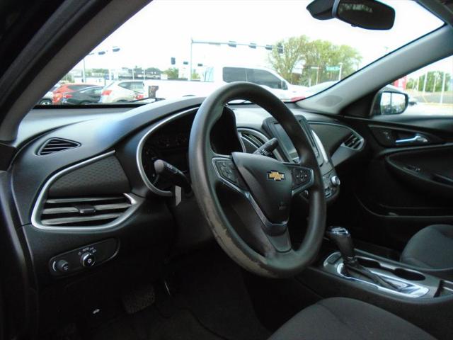 2017 Chevrolet Malibu LS