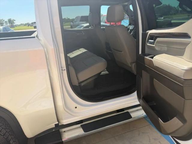 2022 GMC Sierra 1500 4WD Crew Cab Short Box SLT