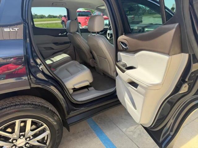 2017 GMC Acadia SLT-1