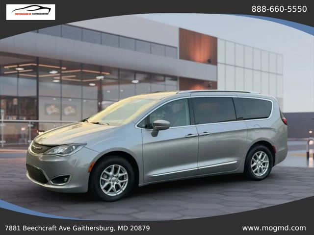2017 Chrysler Pacifica Touring-L