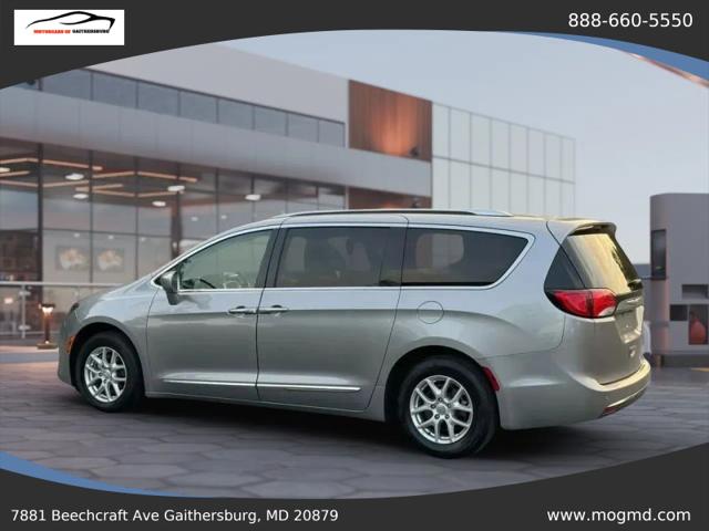 2017 Chrysler Pacifica Touring-L