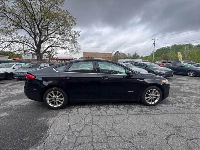 2019 Ford Fusion Hybrid SE