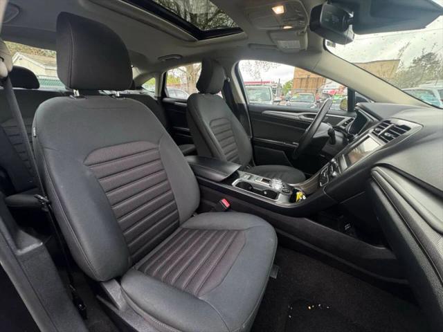 2019 Ford Fusion Hybrid SE