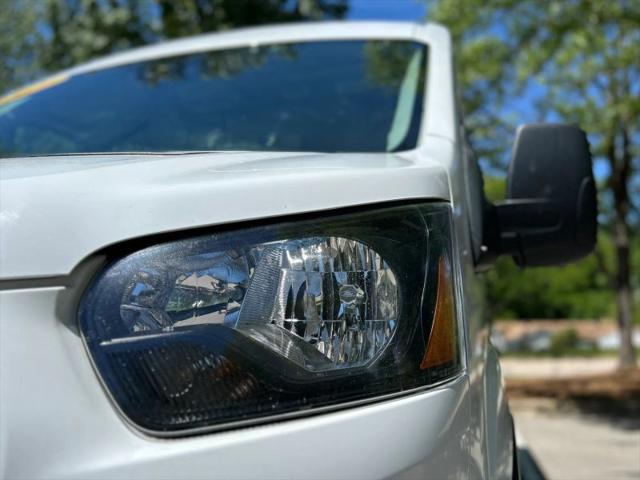 2020 Ford Transit Cargo Van Medium Roof w/LWB