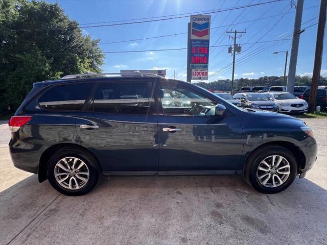 2013 Nissan Pathfinder SV