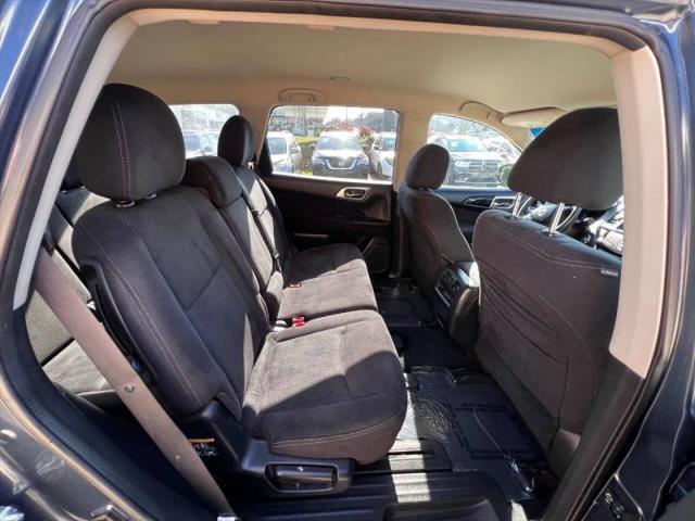2013 Nissan Pathfinder SV