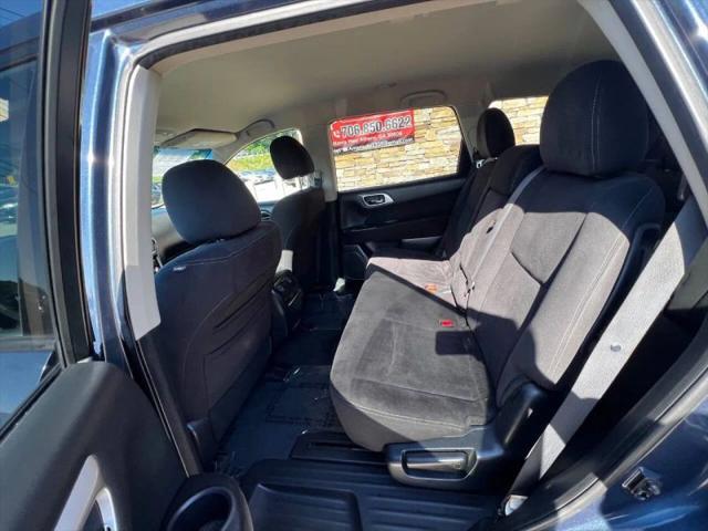 2013 Nissan Pathfinder SV