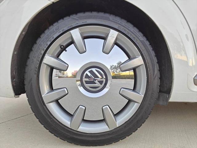 2014 Volkswagen Beetle 2.0L TDI