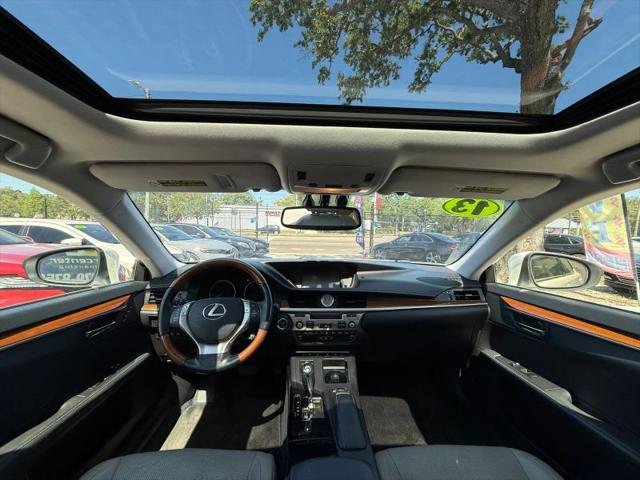 2013 Lexus ES 300h 300h