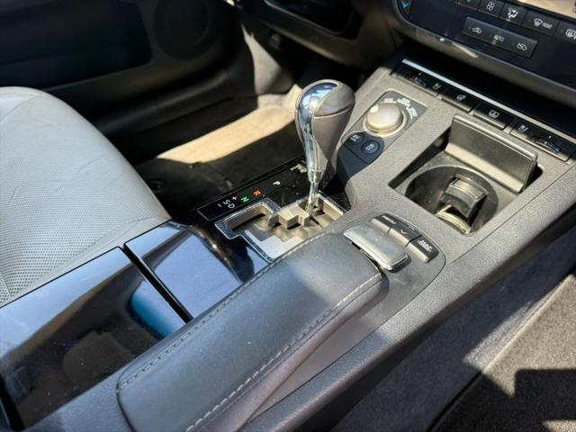 2013 Lexus ES 300h 300h