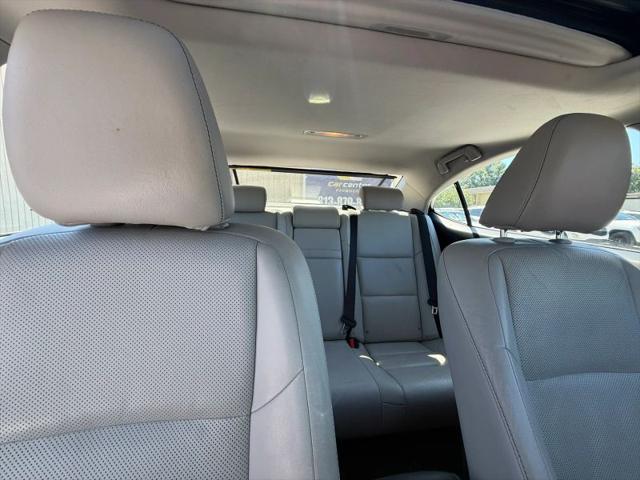 2013 Lexus ES 300h 300h