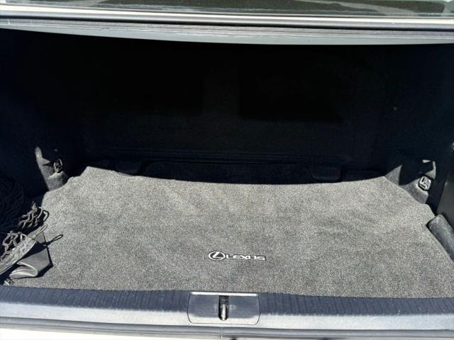 2013 Lexus ES 300h 300h