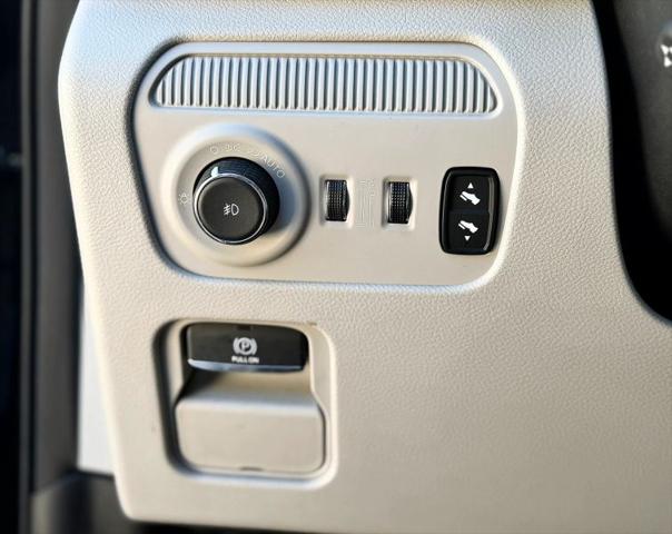 2024 Jeep Wagoneer Series II 4x2