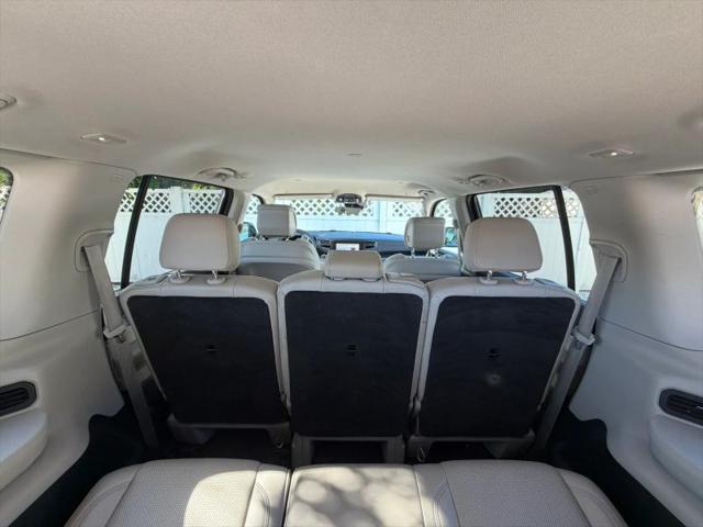 2024 Jeep Wagoneer Series II 4x2