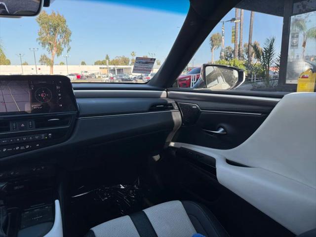2022 Lexus ES 350 F SPORT