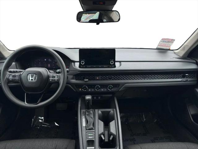 2025 Honda Accord Sedan SE