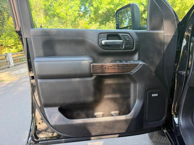 2022 GMC Sierra 2500HD 4WD Crew Cab Standard Bed Denali