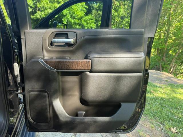 2022 GMC Sierra 2500HD 4WD Crew Cab Standard Bed Denali
