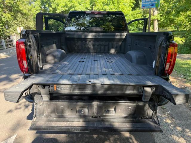 2022 GMC Sierra 2500HD 4WD Crew Cab Standard Bed Denali