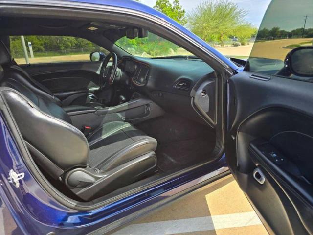2016 Dodge Challenger R/T Plus