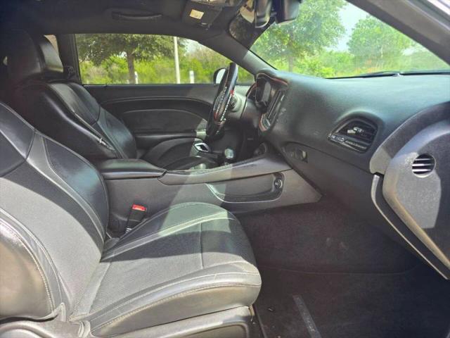 2016 Dodge Challenger R/T Plus