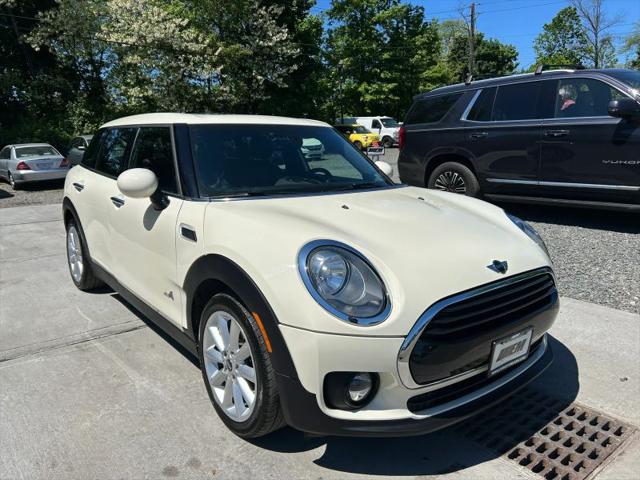 2017 MINI Cooper Clubman Cooper