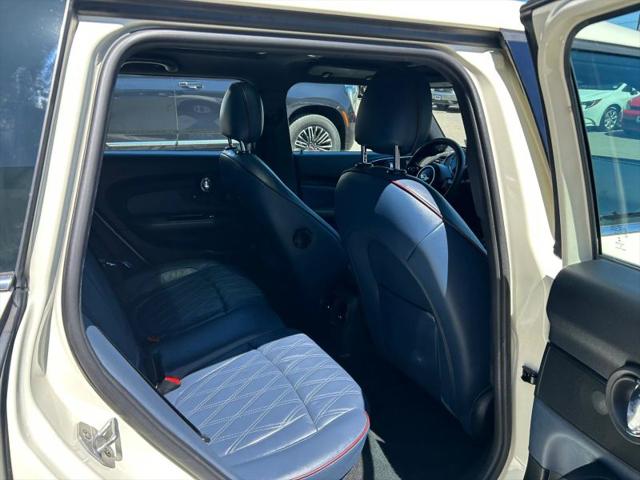 2017 MINI Cooper Clubman Cooper