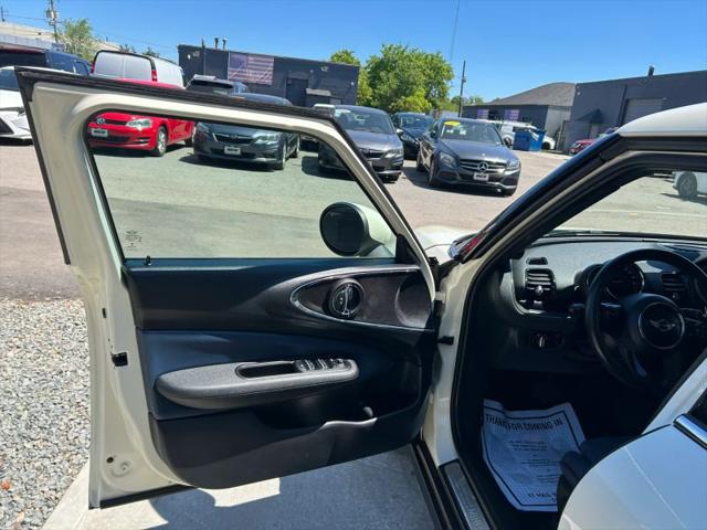 2017 MINI Cooper Clubman Cooper