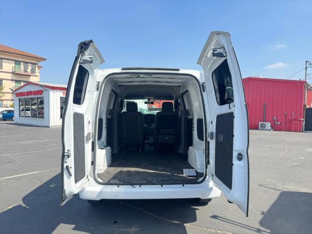 2015 Nissan NV200 SV